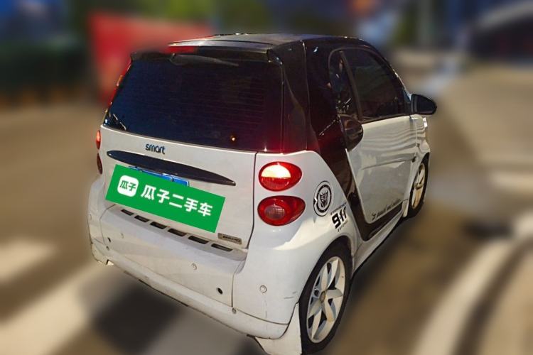 Used smart fortwo 2011 1.0T Hardtop Passion Edition Rear Right 45 Deg