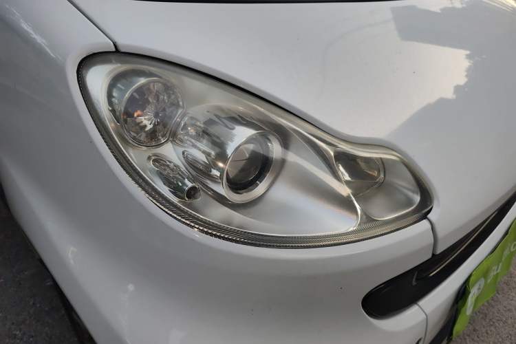 Used smart fortwo 2011 1.0 MHD Kobe Special Edition Right Front Headlight