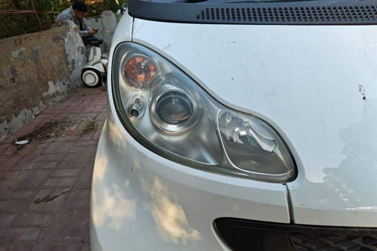 Used smart fortwo 2011 1.0T Convertible Passion Edition Right Front Headlight