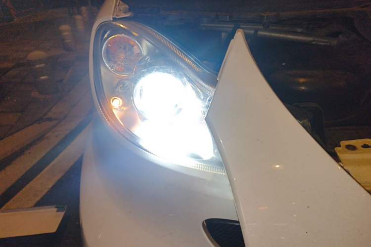 Used smart fortwo 2011 1.0T Hardtop Passion Edition Right Front Headlight