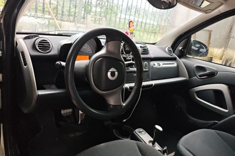 Used smart fortwo 2011 1.0 MHD Hardtop Standard Edition Steering Wheel