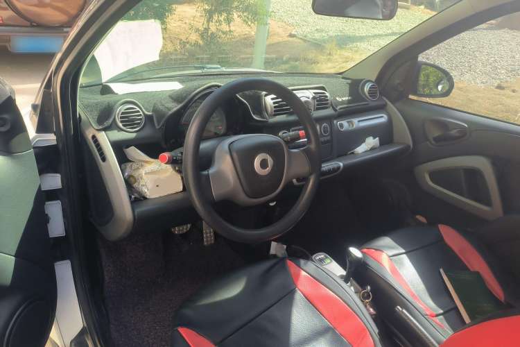 Used smart fortwo 2011 1.0 MHD Hardtop Standard Edition Steering Wheel