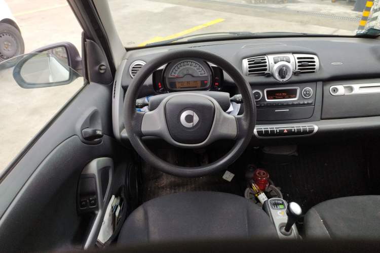 Used smart fortwo 2011 1.0 MHD Hardtop Standard Edition Steering Wheel