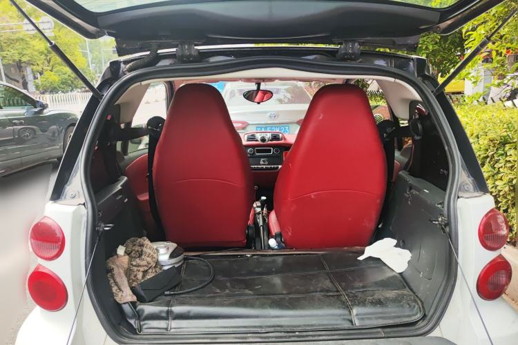 Used smart fortwo 2011 1.0 MHD Hardtop Standard Edition Trunk