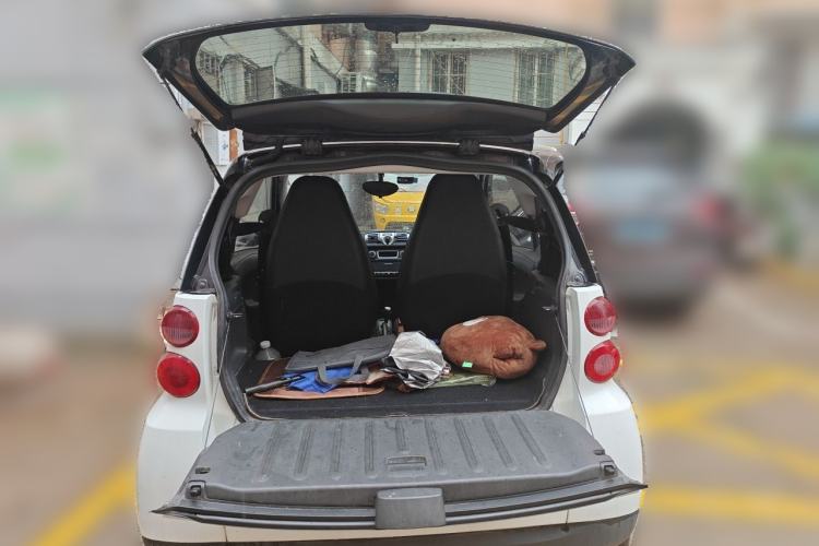 Used smart fortwo 2011 1.0 MHD Hardtop Standard Edition Trunk