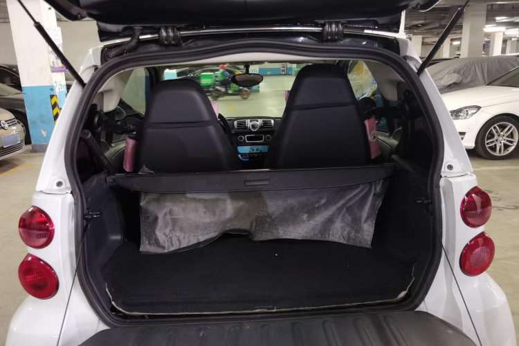 Used smart fortwo 2011 1.0 MHD Hardtop Standard Edition Trunk