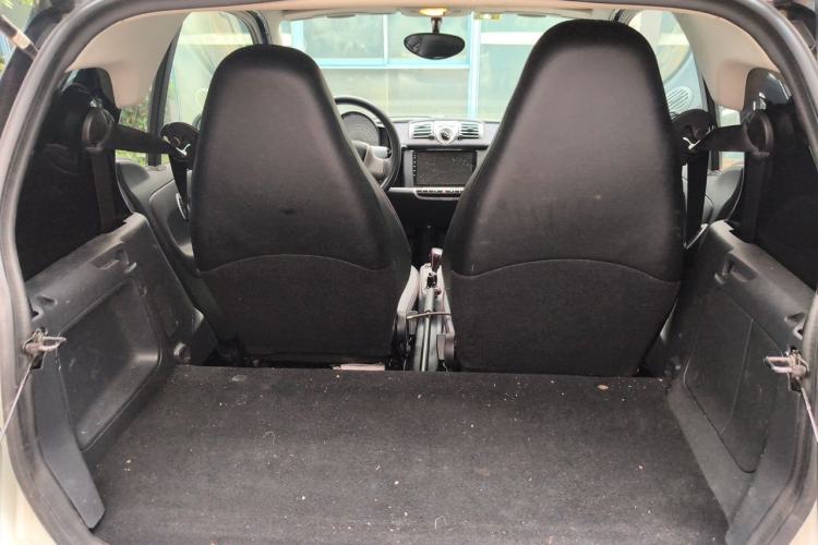 Used smart fortwo 2011 1.0 MHD Hardtop Standard Edition Trunk