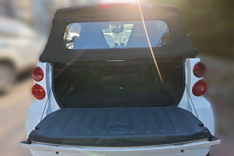 Used smart fortwo 2011 1.0T Convertible Passion Edition Trunk