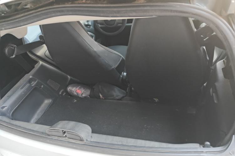 Used smart fortwo 2011 1.0 MHD Hardtop Standard Edition Trunk