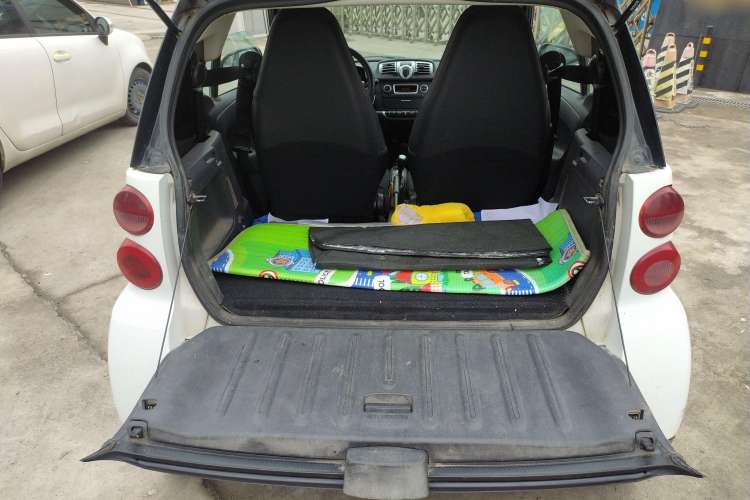 Used smart fortwo 2011 1.0 MHD Hardtop Standard Edition Trunk