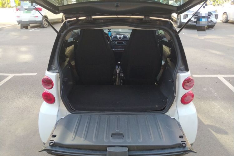 Used smart fortwo 2011 1.0 MHD Hardtop Standard Edition Trunk