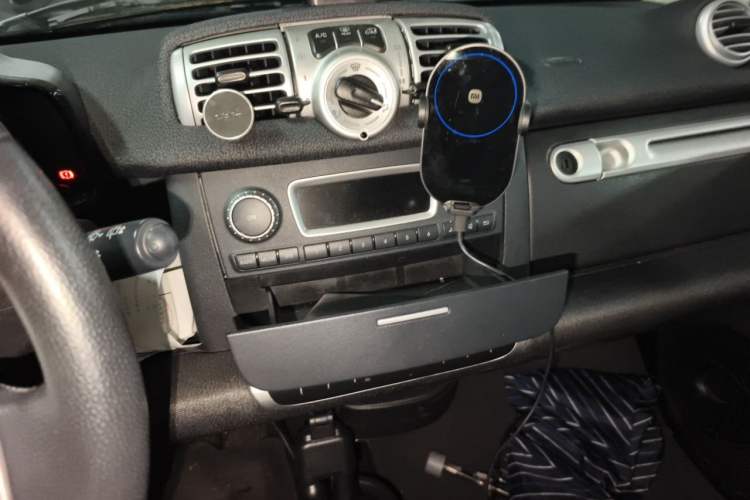 Used smart fortwo 2012 1.0 MHD Hardtop Comfort Edition Audio And AC Panel