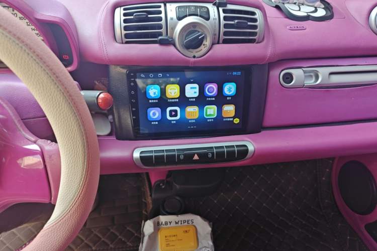 Used smart fortwo 2012 1.0 MHD Convertible Passion Edition Audio And AC Panel