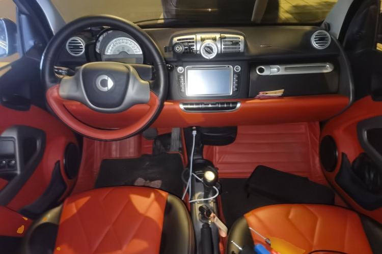 Used smart fortwo 2012 1.0 MHD Hardtop Comfort Edition Center Console
