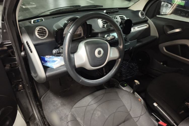 Used smart fortwo 2012 1.0 MHD Hardtop Comfort Edition Center Console