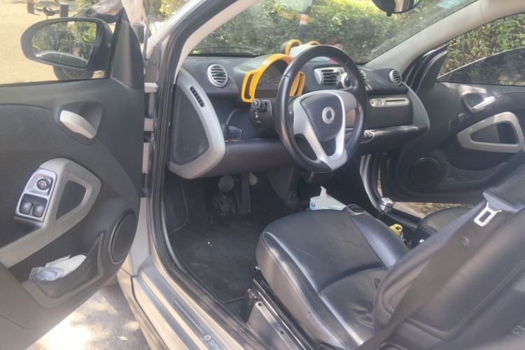 Used smart fortwo 2012 1.0T Convertible Passion Edition Driver Seat