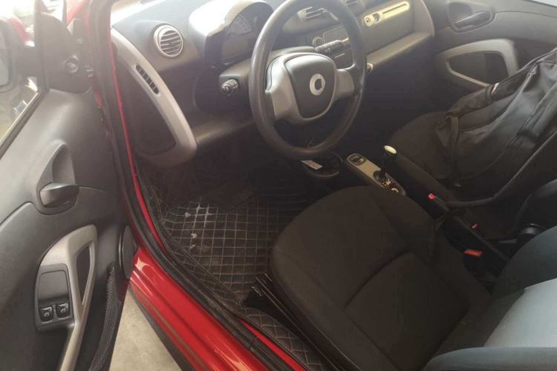 Used smart fortwo 2012 1.0 MHD Hardtop Standard Edition Driver Seat