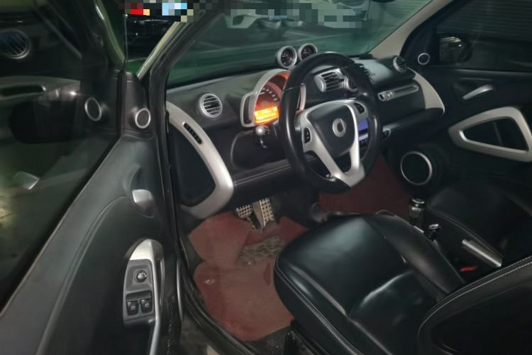 Used smart fortwo 2012 1.0T Bosu Xclusive Edition Driver Seat