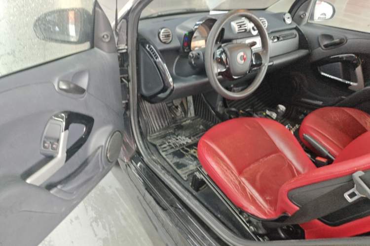 Used smart fortwo 2012 1.0 MHD Hardtop Standard Edition Driver Seat