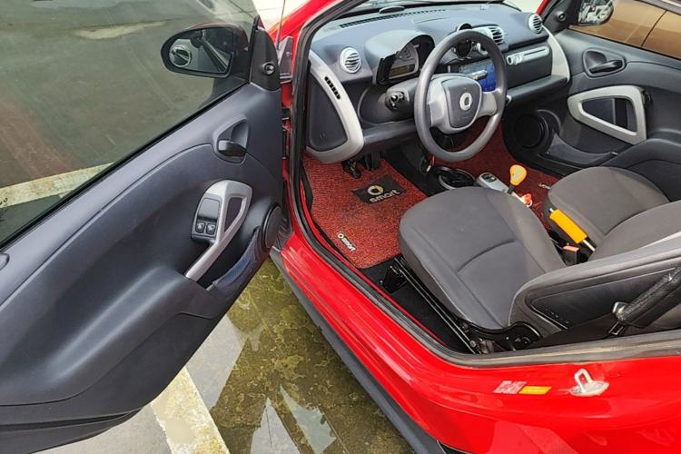 Used smart fortwo 2012 1.0 MHD Hardtop Standard Edition Driver Seat