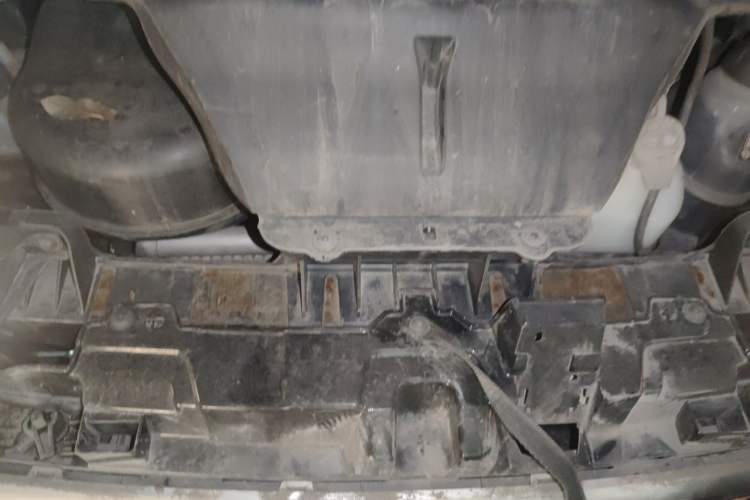 Used smart fortwo 2012 1.0 MHD Hardtop Standard Edition Engine Bay