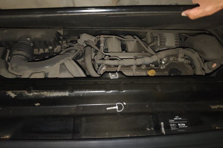 Used smart fortwo 2012 1.0 MHD Hardtop Standard Edition Engine Bay
