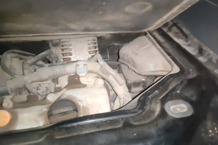 Used smart fortwo 2012 1.0 MHD Hardtop Standard Edition Engine Bay Left