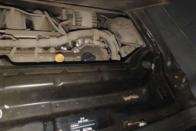 Used smart fortwo 2012 1.0 MHD Hardtop Standard Edition Engine Bay Left