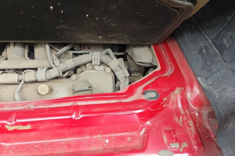 Used smart fortwo 2012 1.0 MHD Hardtop Comfort Edition Engine Bay Left