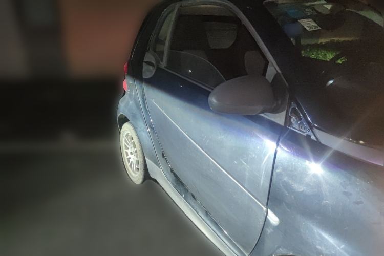 Used smart fortwo 2012 1.0 MHD Hardtop Standard Edition Front Right 45 Deg