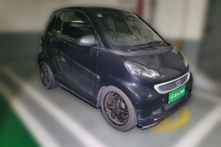 Used smart fortwo 2012 1.0T Bosu Xclusive Edition Front Right 45 Deg