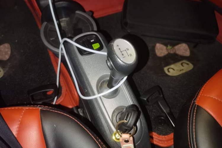 Used smart fortwo 2012 1.0 MHD Hardtop Comfort Edition Gear Lever