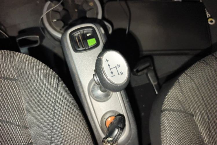 Used smart fortwo 2012 1.0 MHD Hardtop Comfort Edition Gear Lever