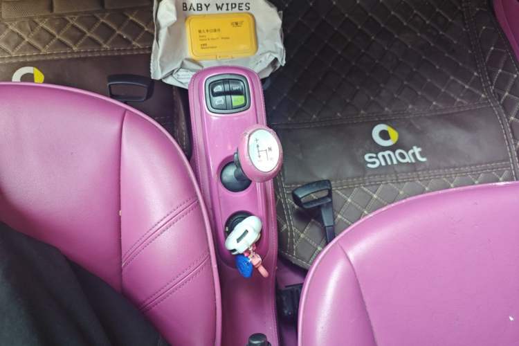 Used smart fortwo 2012 1.0 MHD Convertible Passion Edition Gear Lever