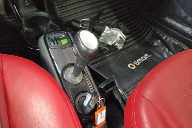 Used smart fortwo 2012 1.0 MHD Hardtop Standard Edition Gear Lever