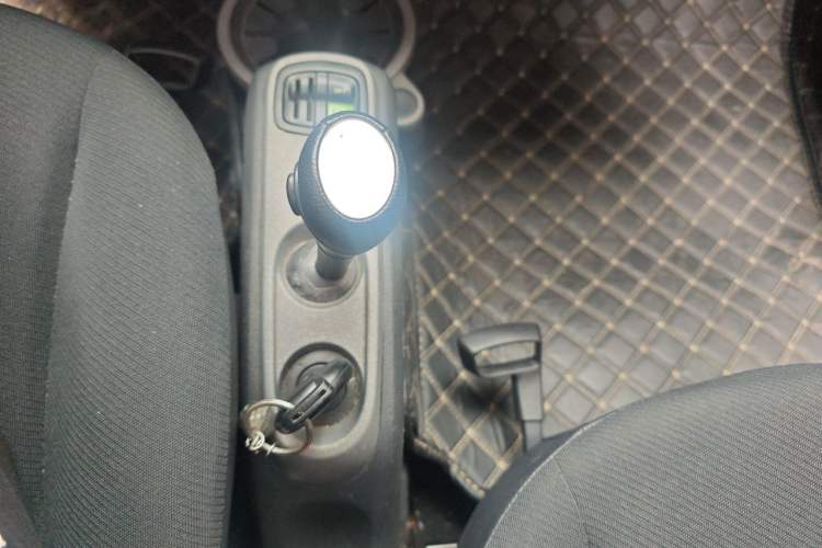 Used smart fortwo 2012 1.0 MHD Hardtop Comfort Edition Gear Lever
