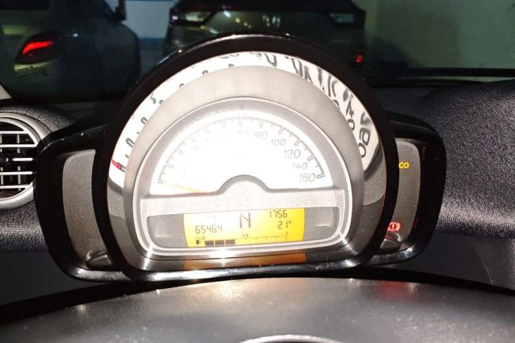 Used smart fortwo 2012 1.0 MHD Hardtop Comfort Edition Instrument Cluster