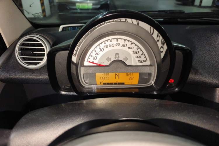 Used smart fortwo 2012 1.0 MHD Hardtop Comfort Edition Instrument Cluster