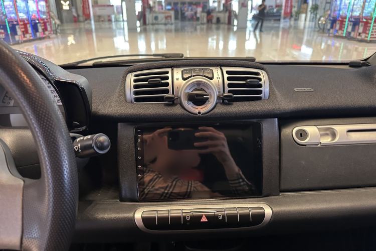 Used smart fortwo 2012 1.0 MHD Hardtop Comfort Edition Interior 1
