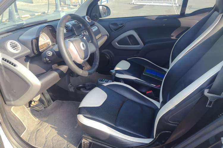 Used smart fortwo 2012 1.0 MHD Hardtop Comfort Edition Left Front Seat
