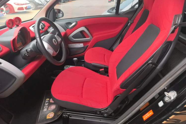Used smart fortwo 2012 1.0 MHD Hardtop Passion Edition Left Front Seat