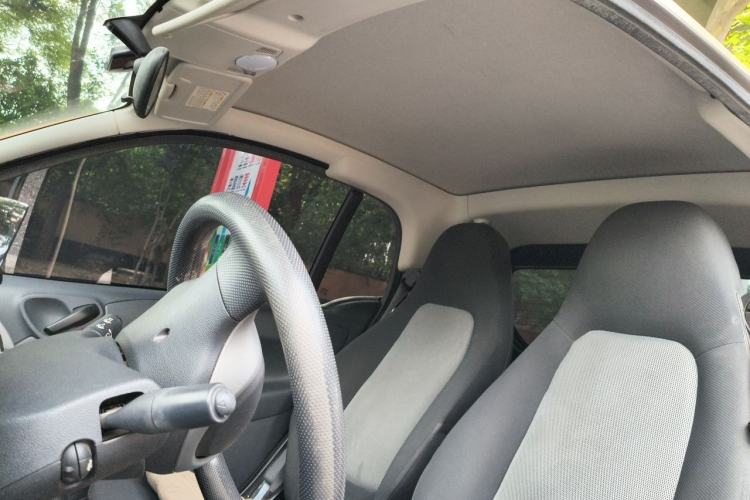 Used smart fortwo 2012 1.0 MHD Hardtop Standard Edition Left Front Seat