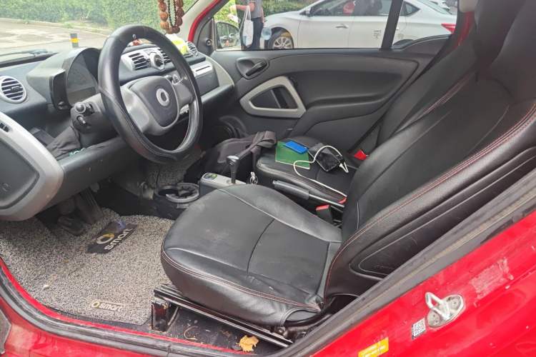 Used smart fortwo 2012 1.0 MHD Hardtop Comfort Edition Left Front Seat
