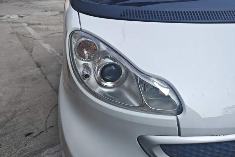 Used smart fortwo 2012 1.0 MHD Convertible Passion Edition Right Front Headlight