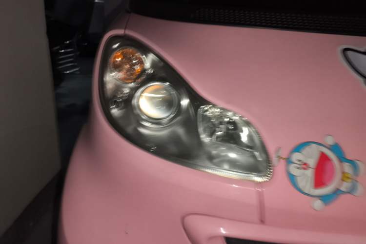 Used smart fortwo 2012 1.0 MHD Hardtop Standard Edition Right Front Headlight