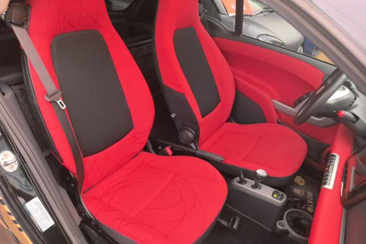 Used smart fortwo 2012 1.0 MHD Hardtop Passion Edition Right Front Seat