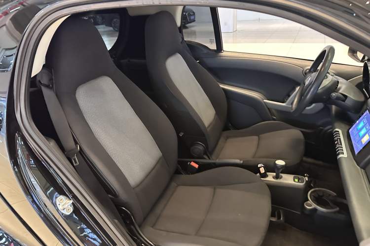 Used smart fortwo 2012 1.0 MHD Hardtop Comfort Edition Right Front Seat