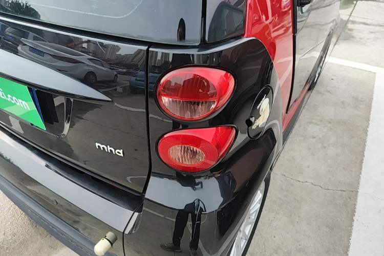 Used smart fortwo 2012 1.0 MHD Hardtop Standard Edition Right Rear Taillight