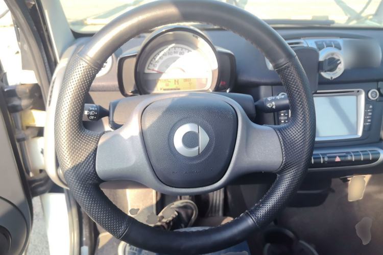 Used smart fortwo 2012 1.0 MHD Hardtop Comfort Edition Steering Wheel
