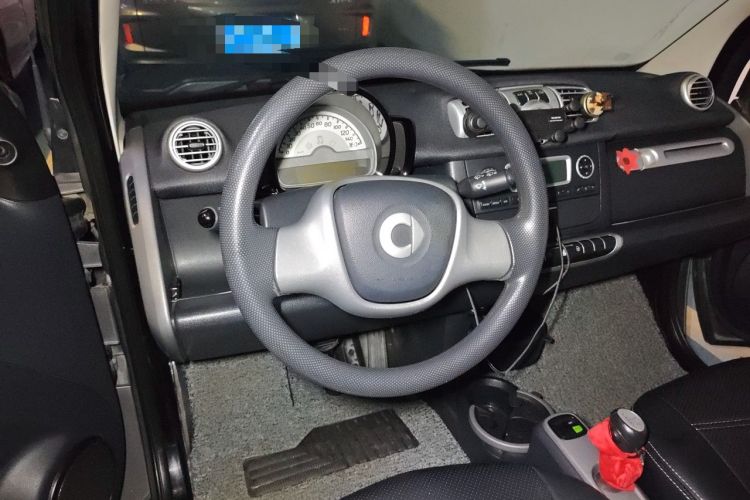 Used smart fortwo 2012 1.0 MHD Hardtop Comfort Edition Steering Wheel